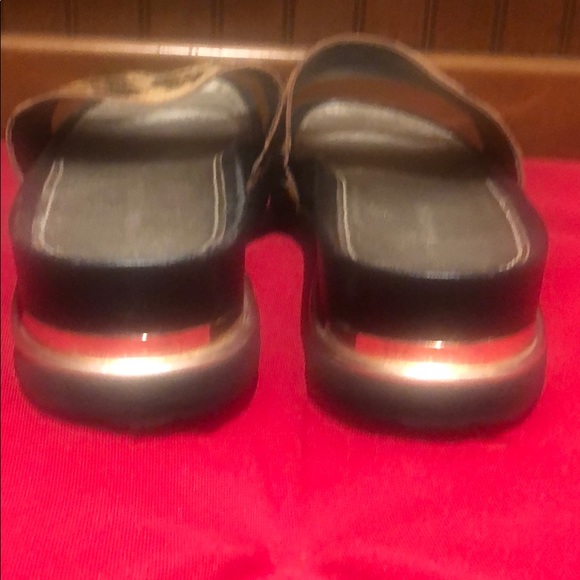 Leopard Print Donald J. Pliner Slides - Picture 3 of 8